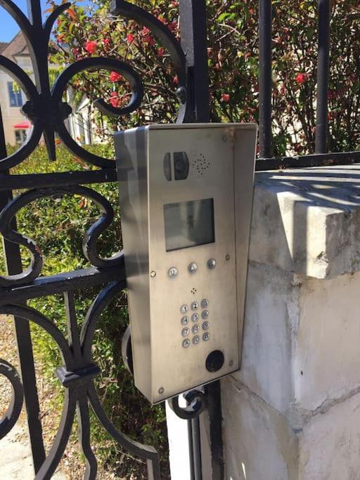 Bel Appart Au Bord De L'Eau Proche Gare Avec Wifi Auxerre Εξωτερικό φωτογραφία